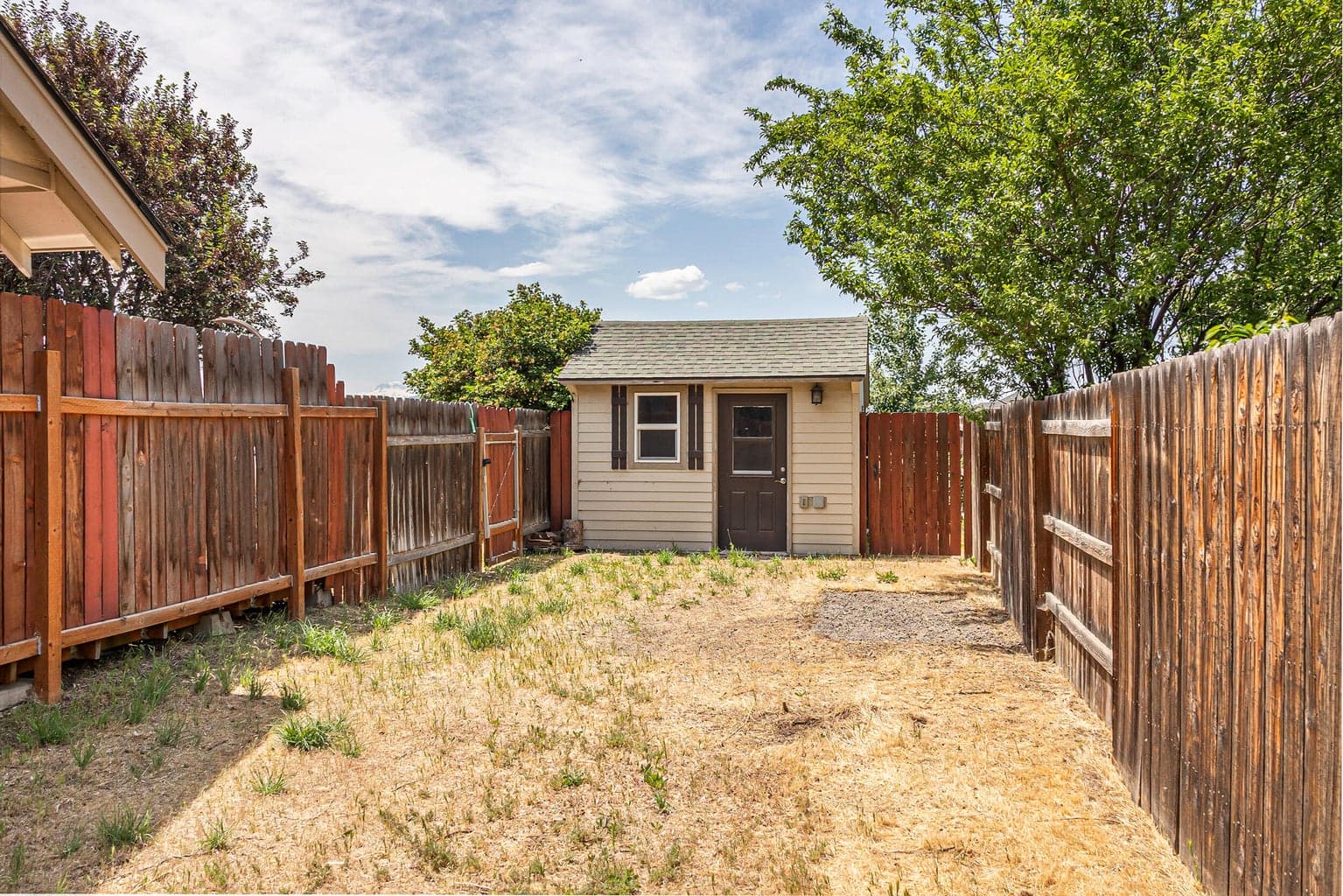Photo of 2459 NW 22nd Street 33 of 41