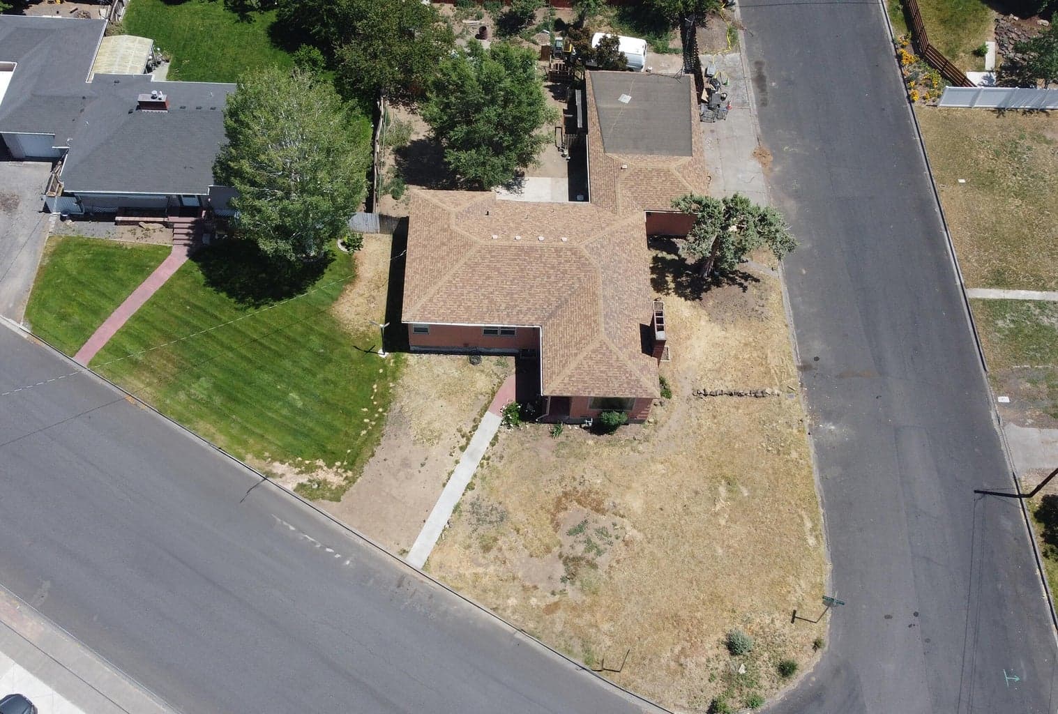 Photo of 608 NW Canyon Drive 23 of 30