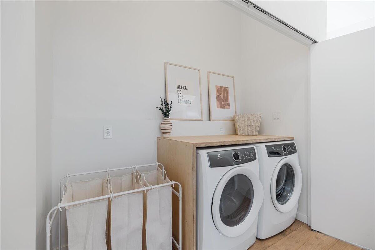 Photo of 1464 NW Ogden Avenue 22 of 50