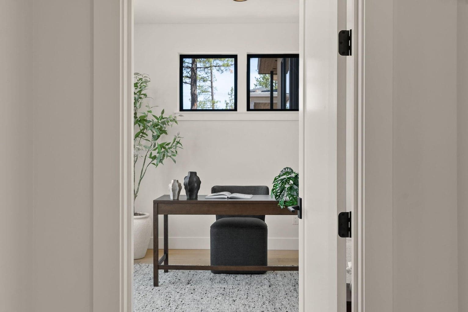 Photo of 2984 NW Polarstar Avenue 24 of 67