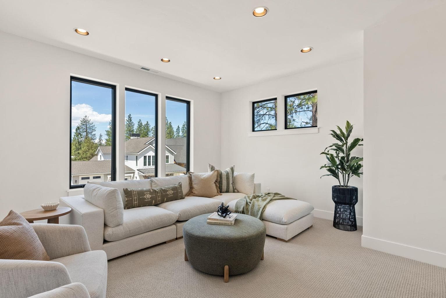 Photo of 2984 NW Polarstar Avenue 46 of 67
