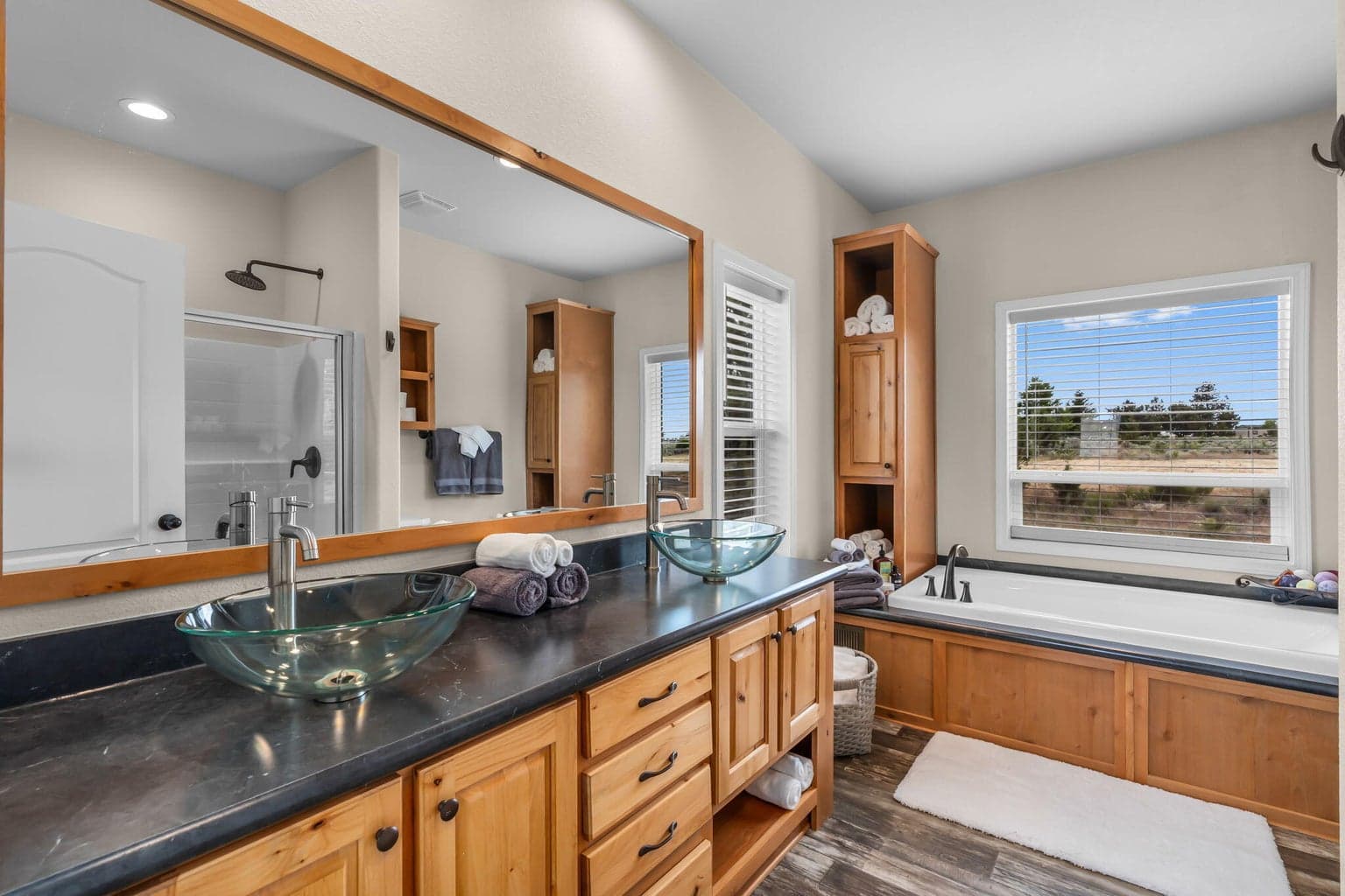 Photo of 14007 SW Peninsula Drive 11 of 29