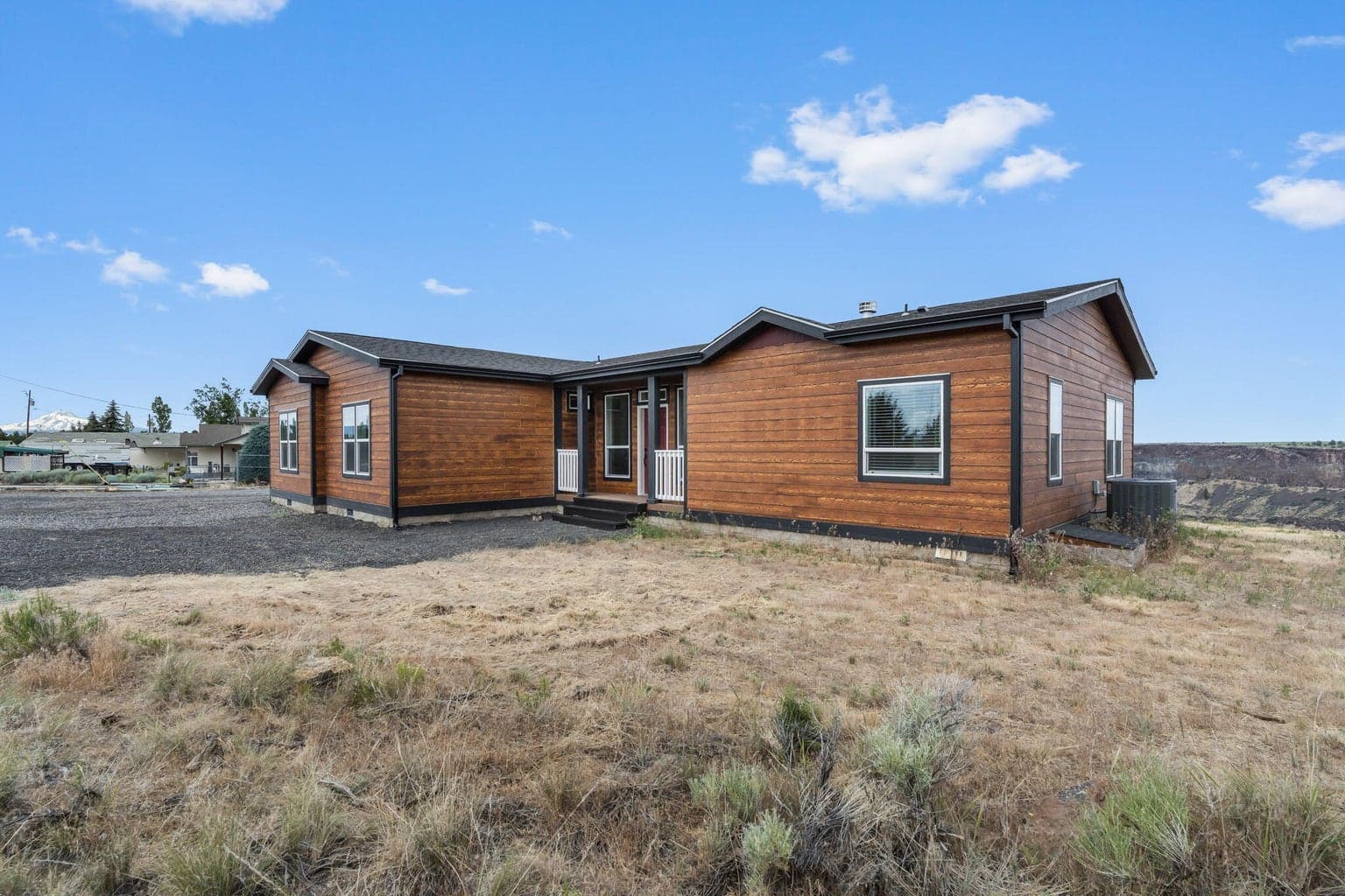 Photo of 14007 SW Peninsula Drive 19 of 29