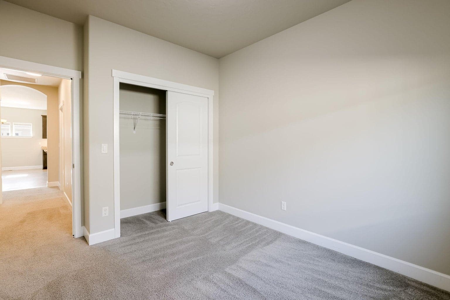 Photo of 2563 NW Elm Place 22 of 32