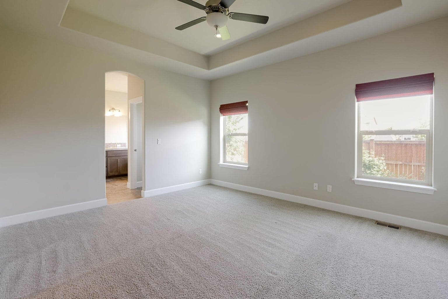 Photo of 2563 NW Elm Place 11 of 32