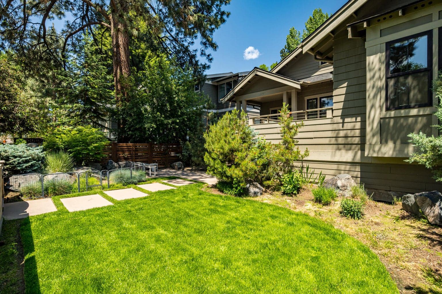 Photo of 1346 NW Elgin Avenue 38 of 47