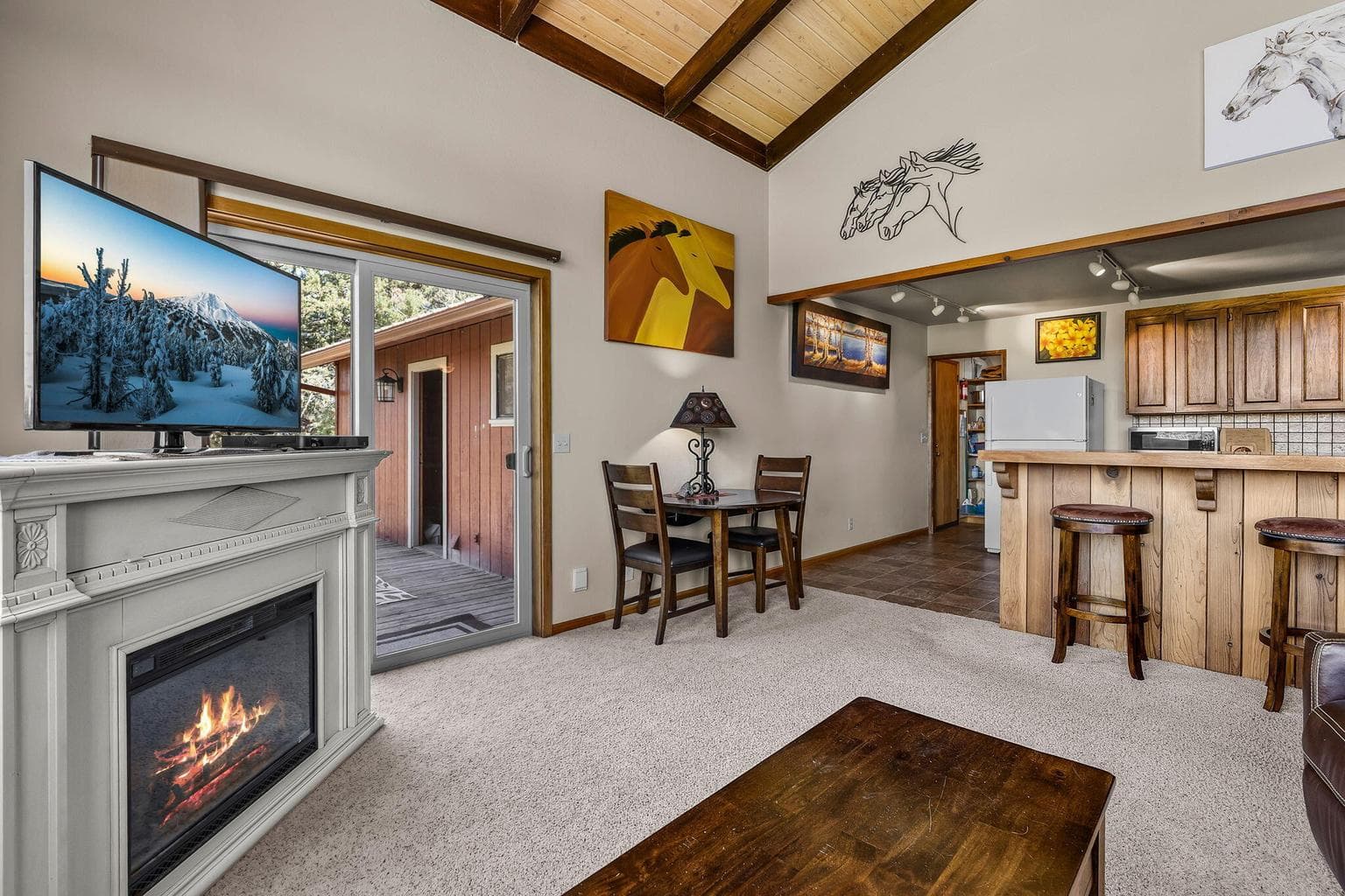 Photo of 6262 SW Nighthawk Avenue 12 of 77