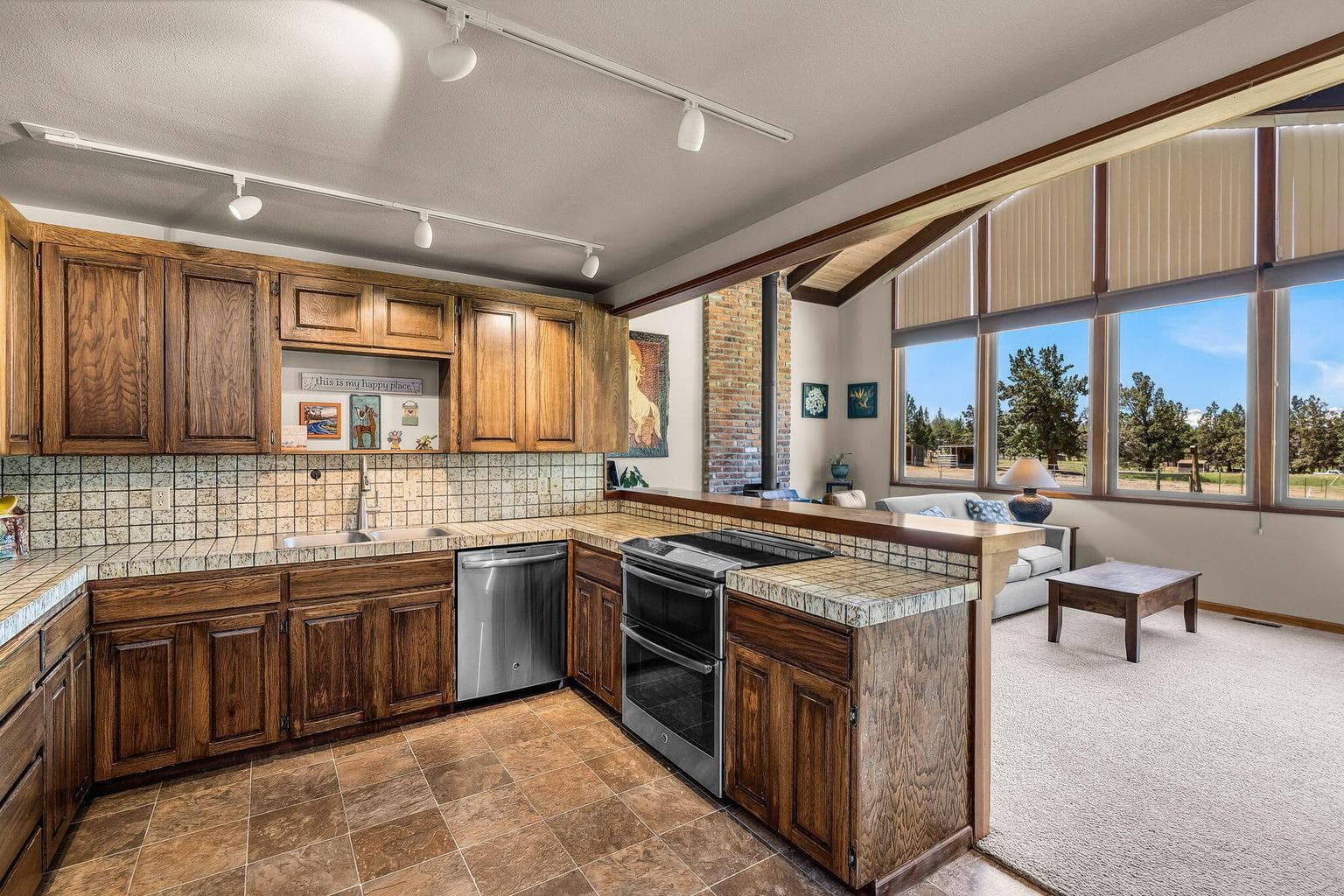 Photo of 6262 SW Nighthawk Avenue 13 of 77