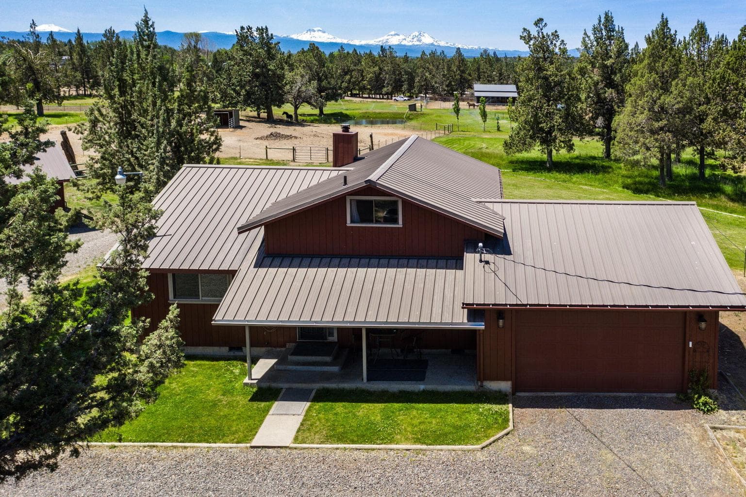 Photo of 6262 SW Nighthawk Avenue 27 of 77