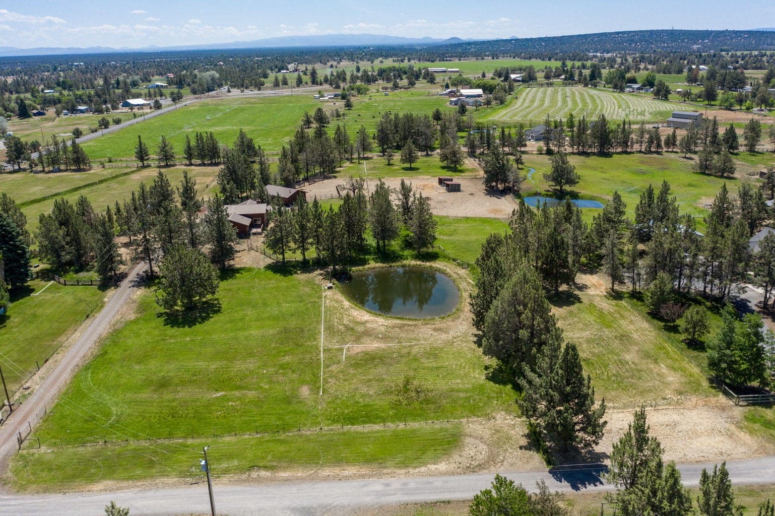 Photo of 6262 SW Nighthawk Avenue 35 of 77