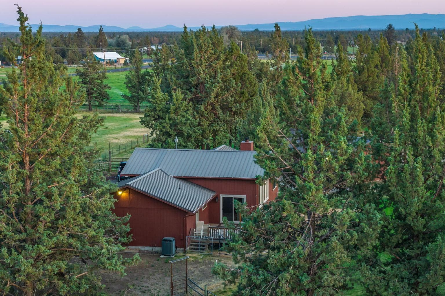 Photo of 6262 SW Nighthawk Avenue 59 of 77