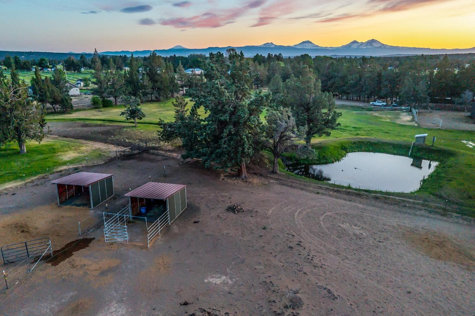 Photo of 6262 SW Nighthawk Avenue 70 of 77