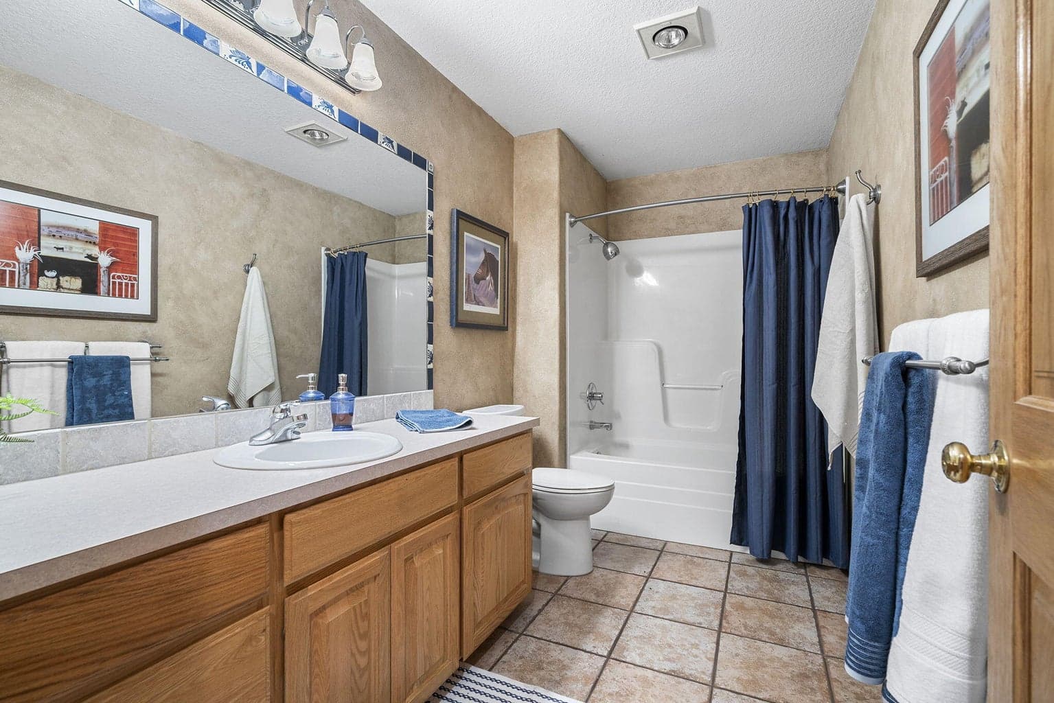 Photo of 21111 NW Spruce Avenue 29 of 47