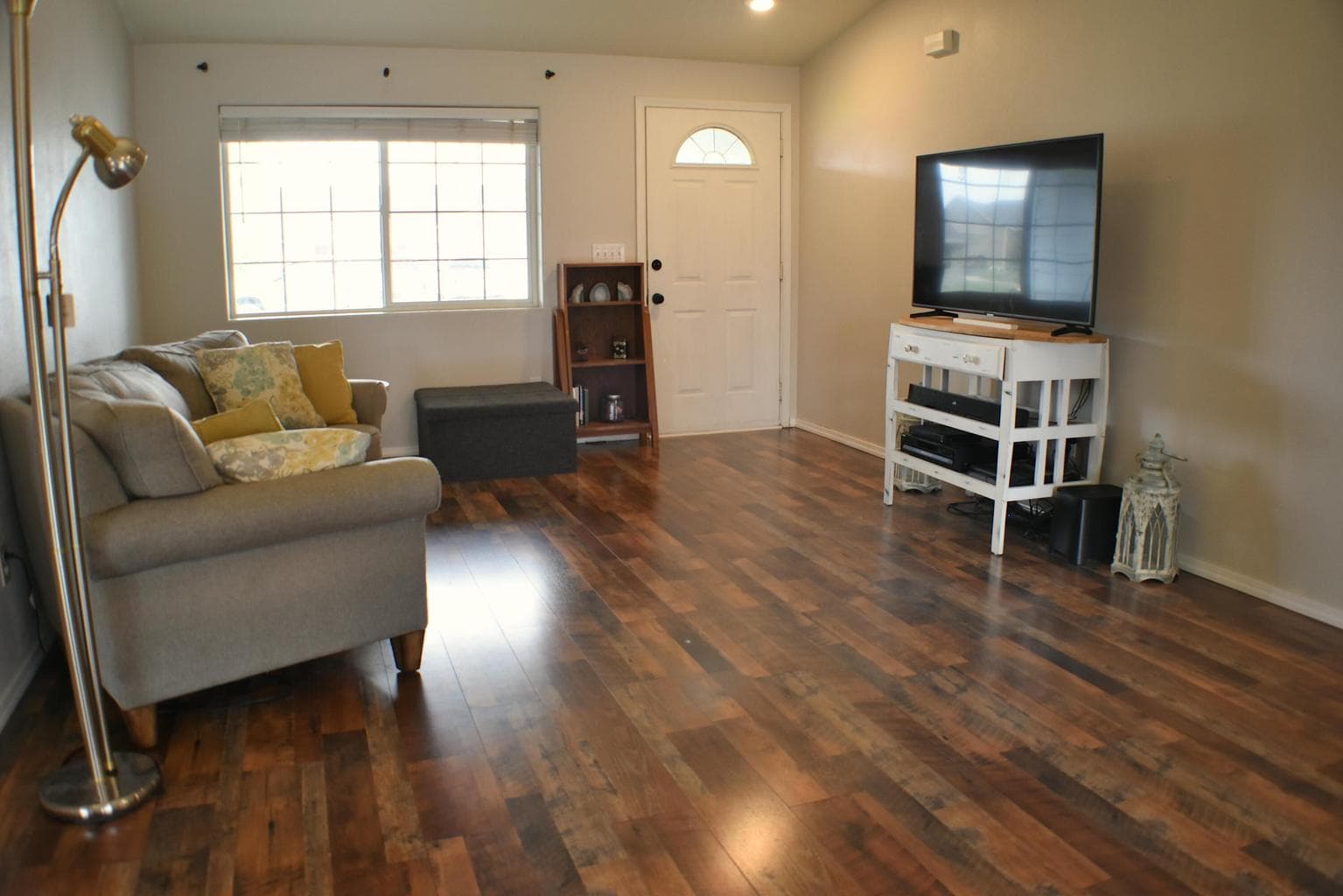 Photo of 999 Snowberry 4 of 39
