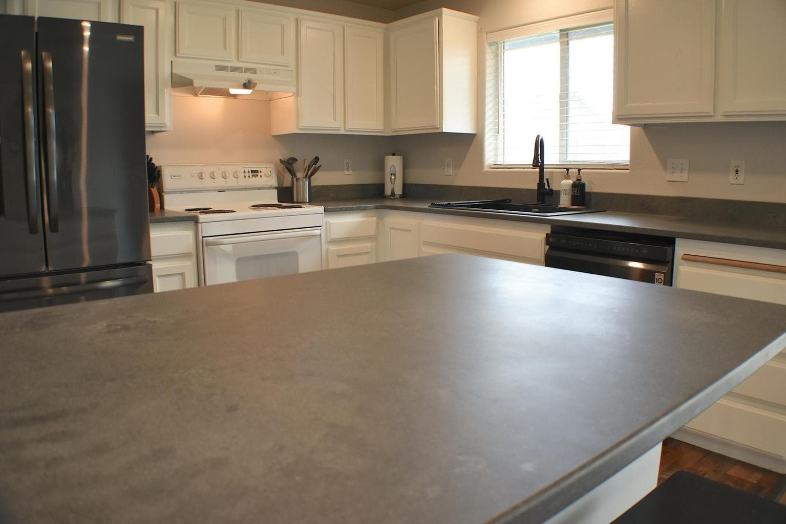Photo of 999 NE Snowberry Street 13 of 39