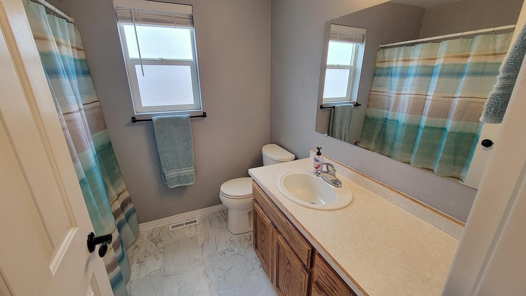 Photo of 999 NE Snowberry Street 27 of 39