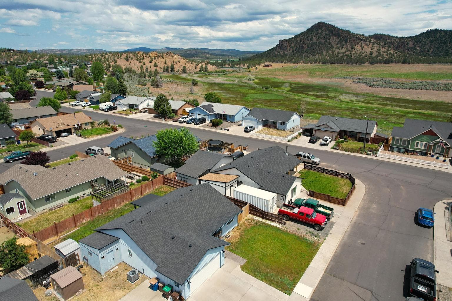 Photo of 999 NE Snowberry Street 35 of 39