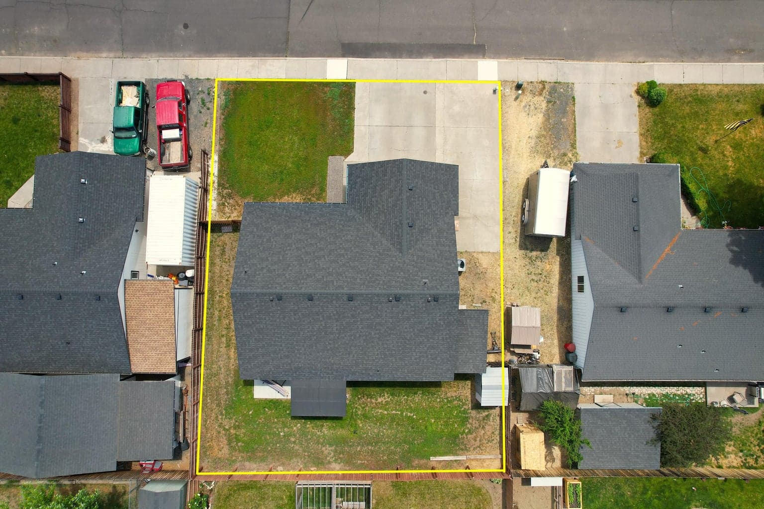 Photo of 999 NE Snowberry Street 38 of 39