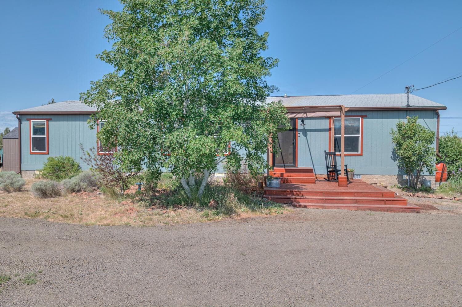 Photo of 11152 SE Highway 26 33 of 66