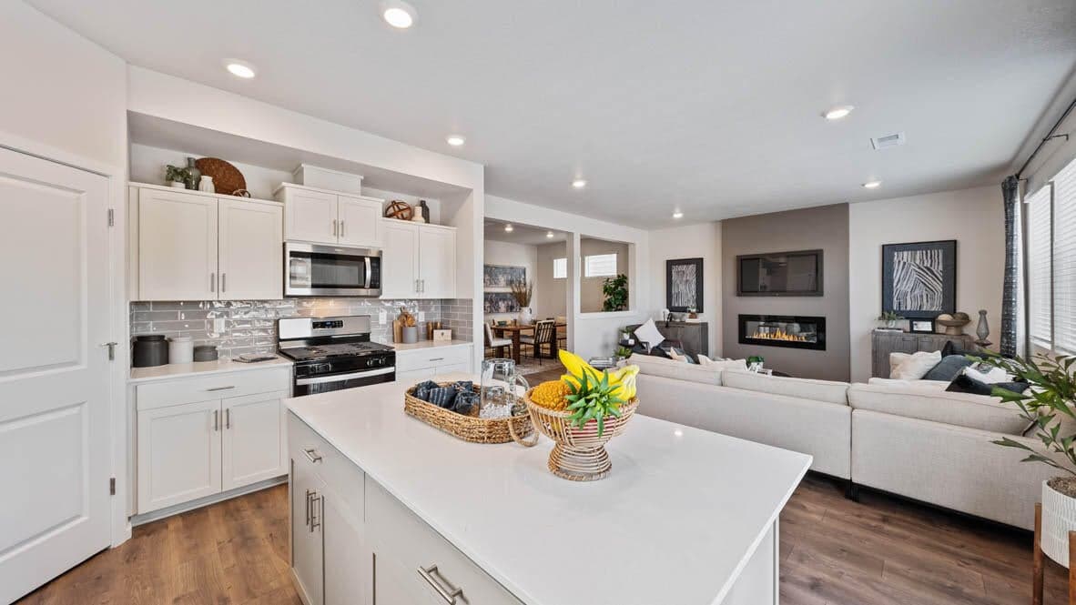 Photo of 61179 Splendor Lane 10 of 36