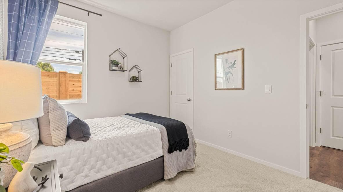 Photo of 61179 Splendor Lane 15 of 36