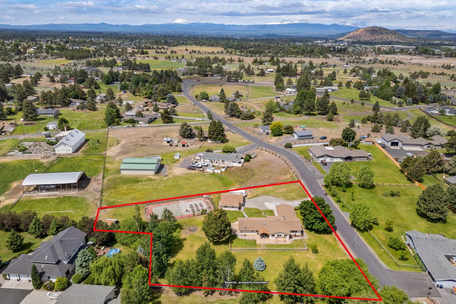 Photo of 21697 Old Red Road 36 of 50