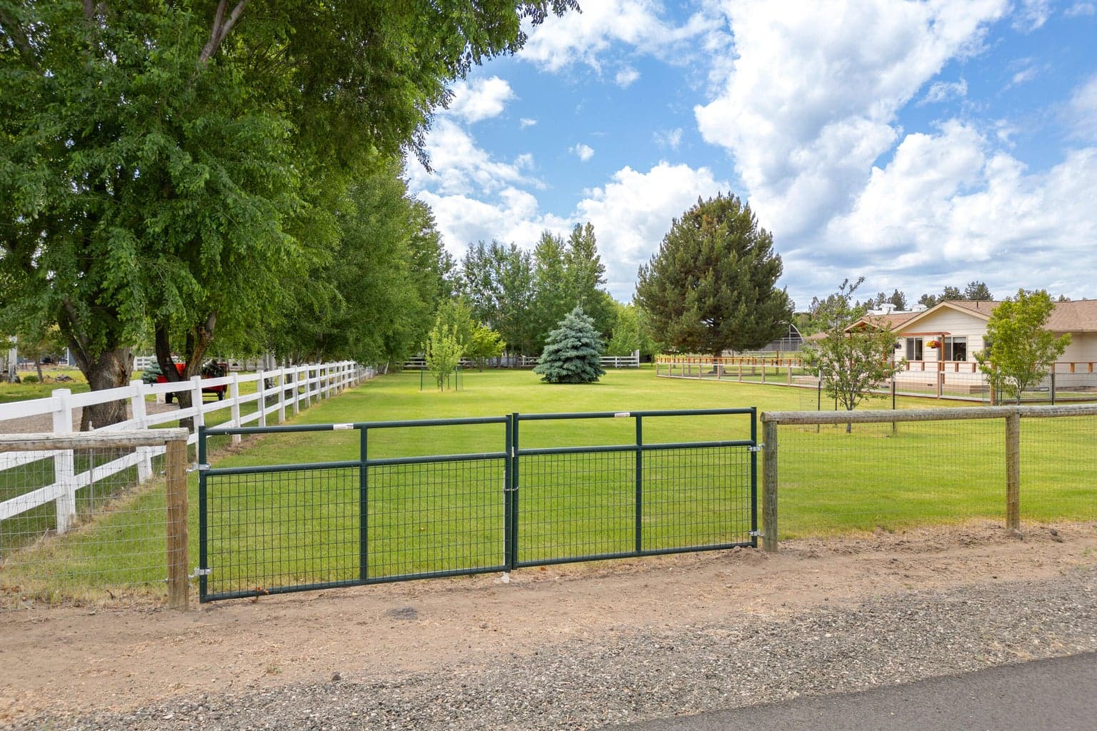 Photo of 21697 Old Red Road 38 of 50
