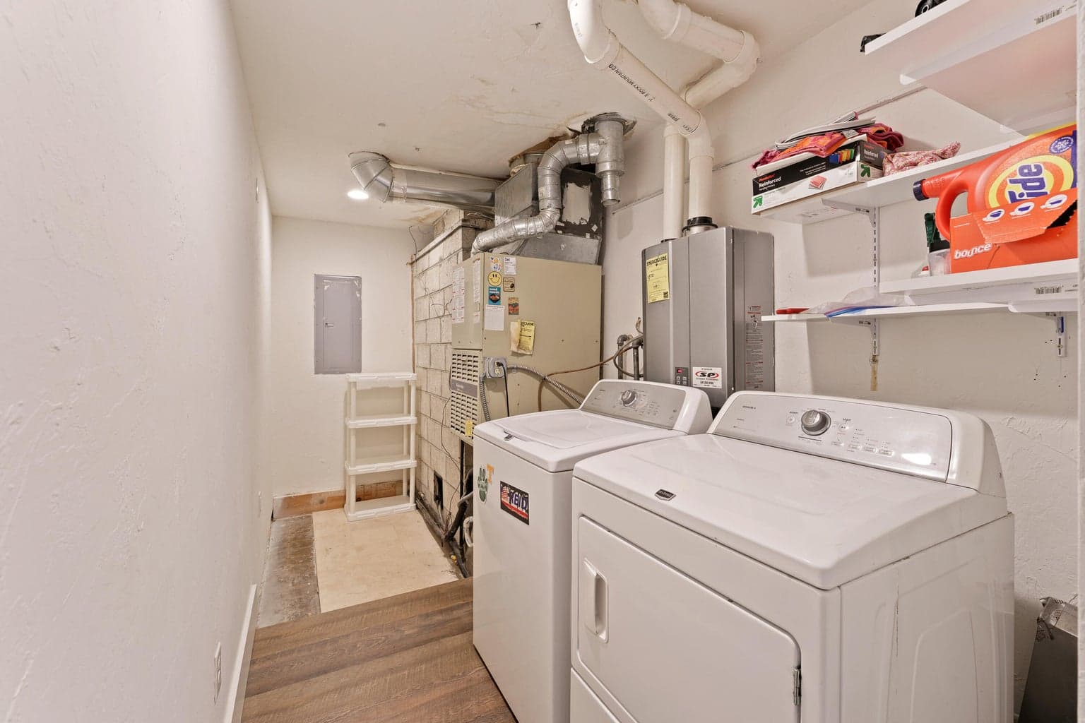 Photo of 21697 Old Red Road 23 of 50