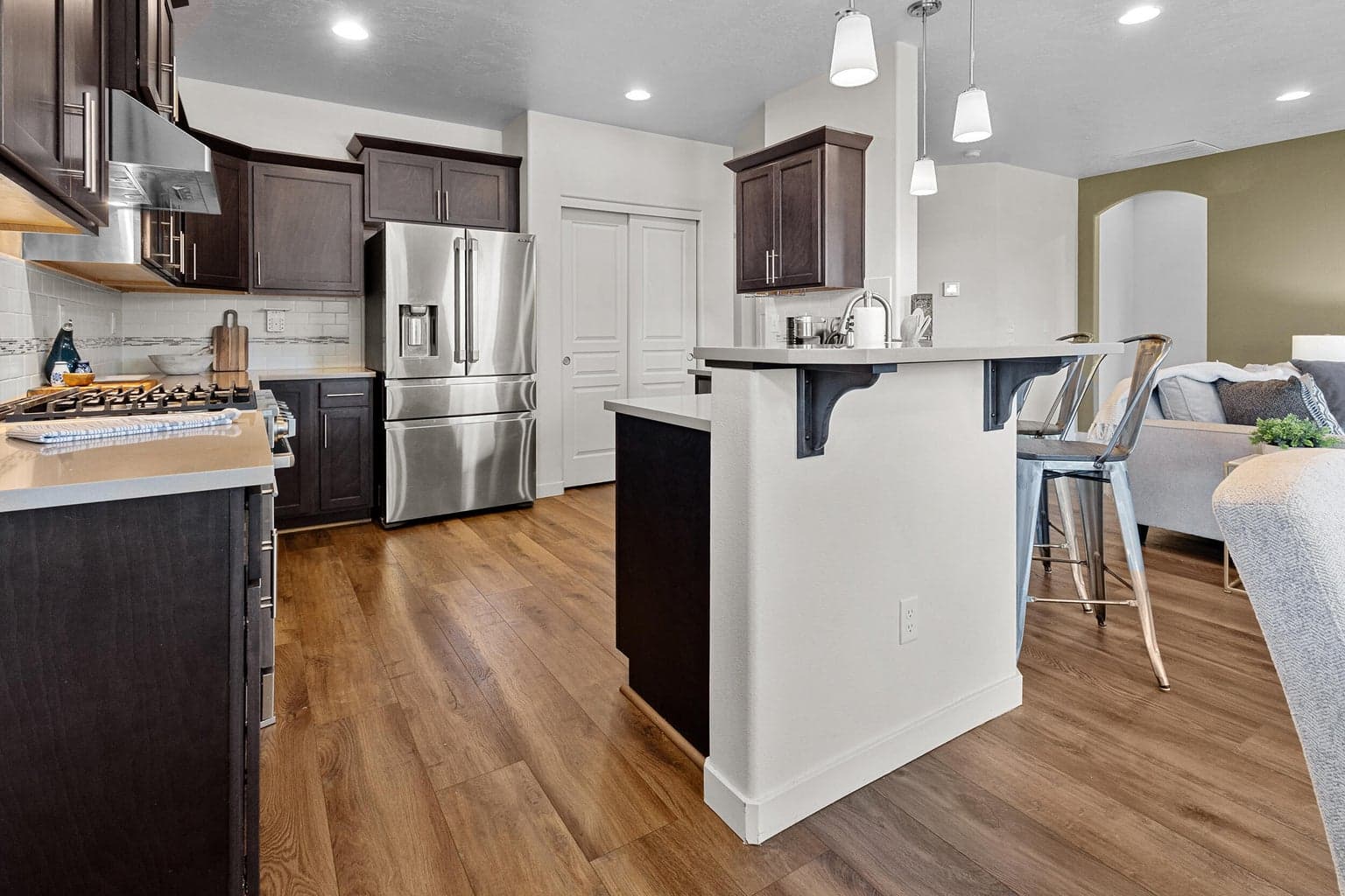Photo of 2535 NW Hemlock Way 13 of 34