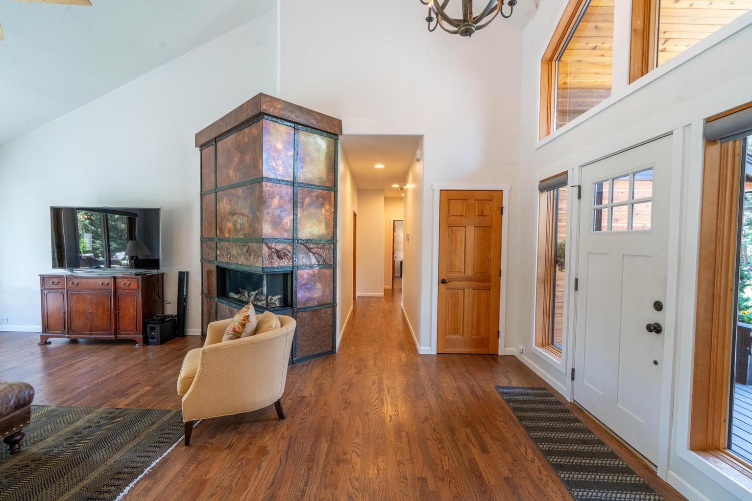 Photo of 2296 Condor Drive 15 of 51