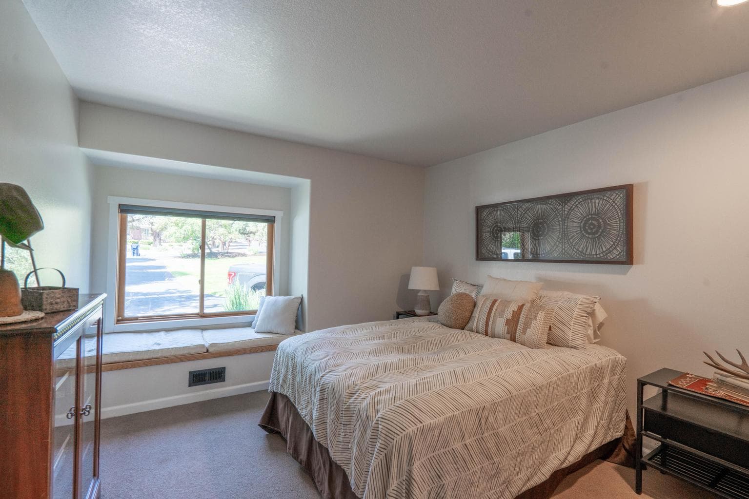 Photo of 2296 Condor Drive 22 of 51