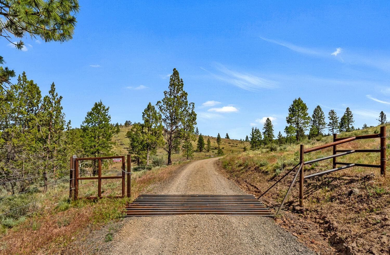 Photo of 9988 NE Cody Ridge Road 44 of 49