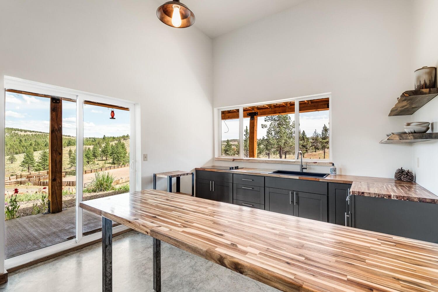 Photo of 9988 NE Cody Ridge Road 17 of 49