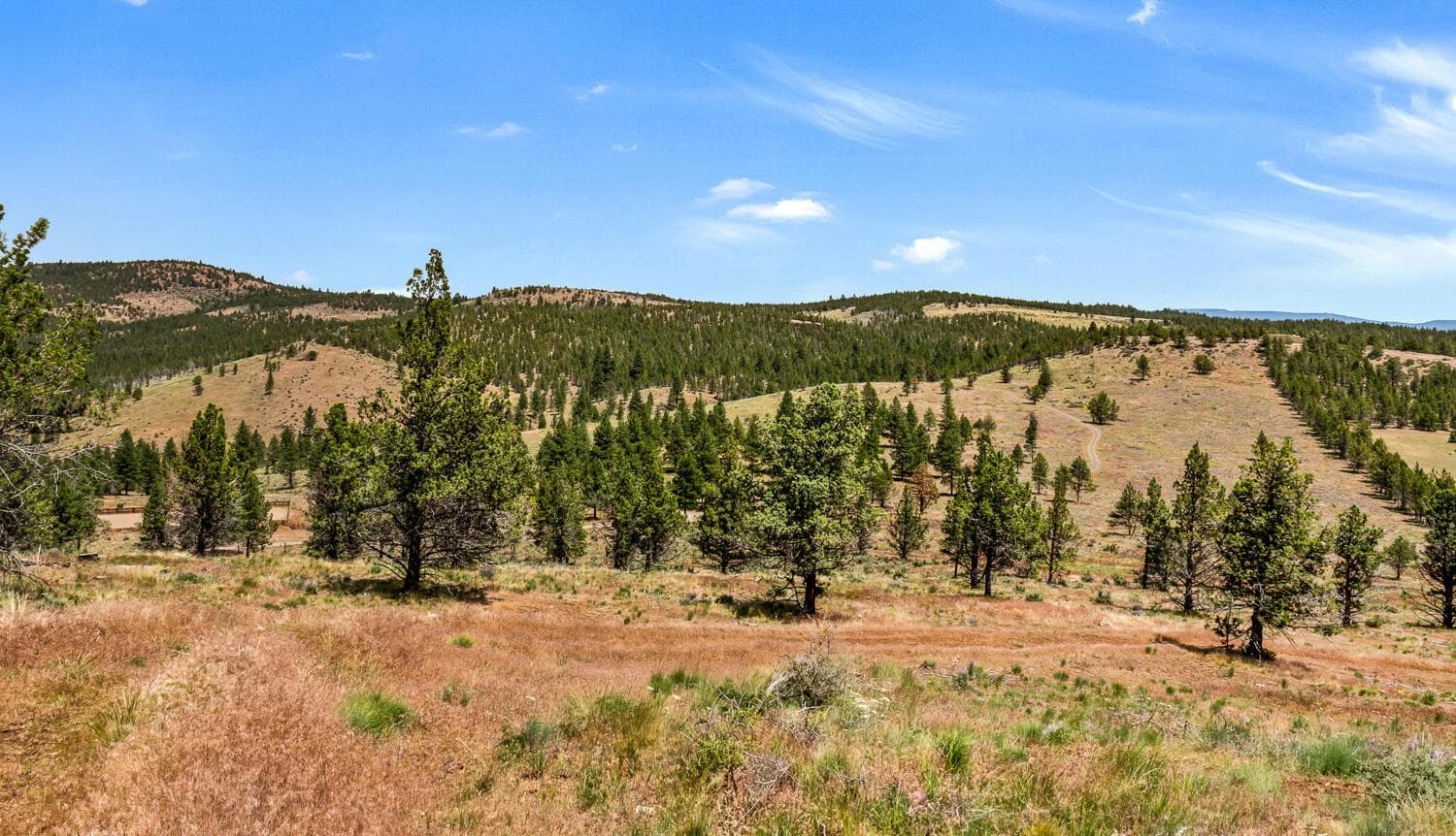 Photo of 9988 NE Cody Ridge Road 39 of 49
