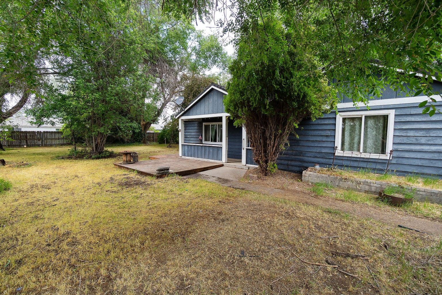 Photo of 895 Lynn 2 of 19