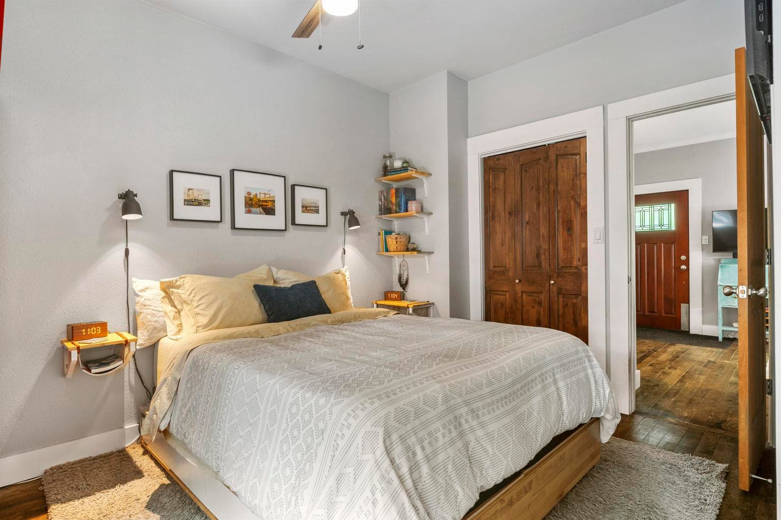 Photo of 521 NW Florida Avenue 12 of 46