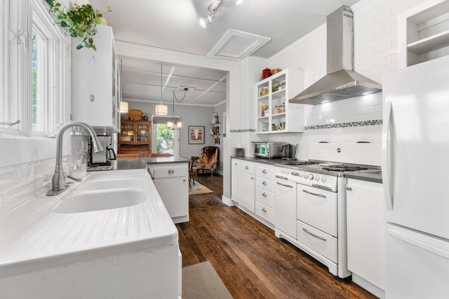 Photo of 521 NW Florida Avenue 20 of 46