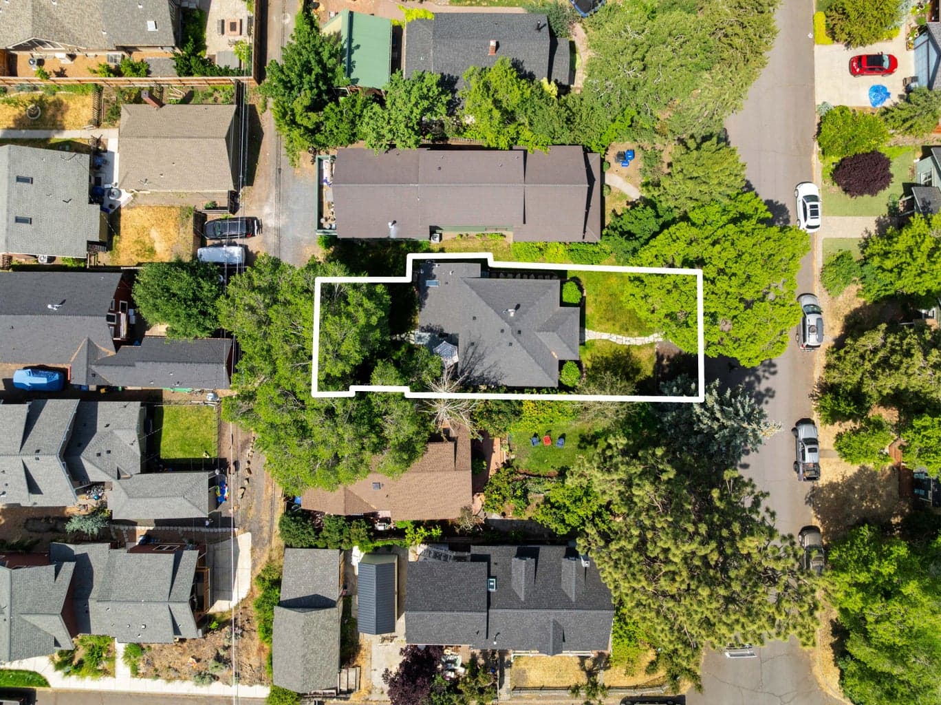 Photo of 521 NW Florida Avenue 38 of 46