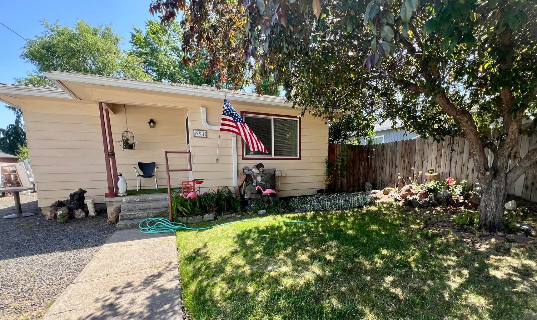 Photo of 291 7th 2 of 21