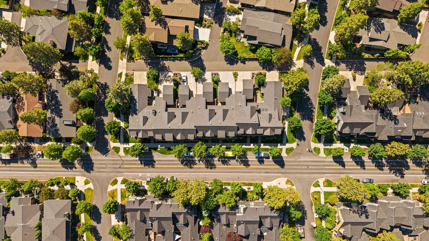 Photo of 2511 NW Crossing Drive 30 of 35