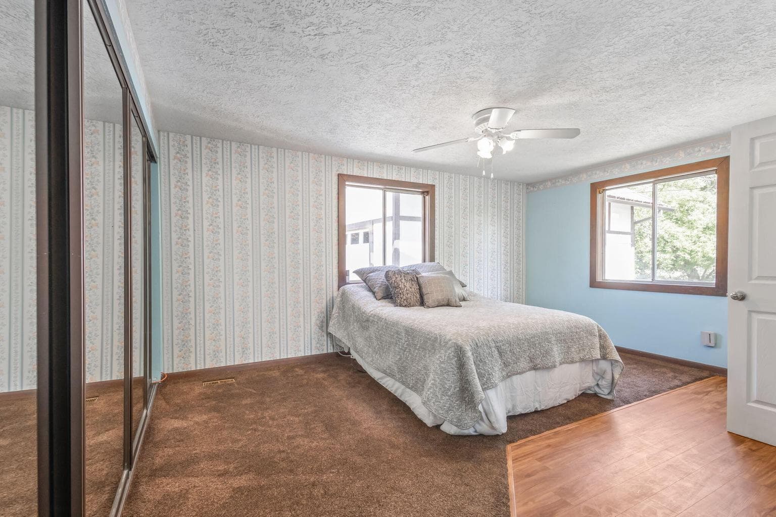 Photo of 407 NW 5th Street 13 of 40
