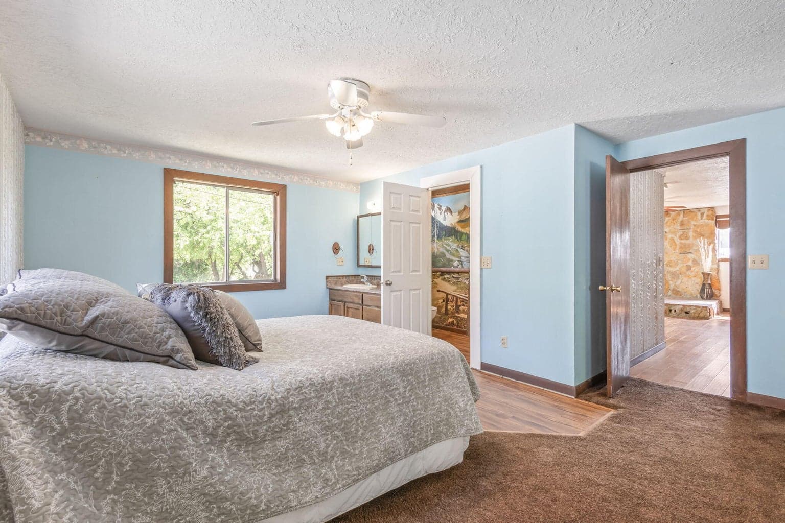 Photo of 407 NW 5th Street 14 of 40