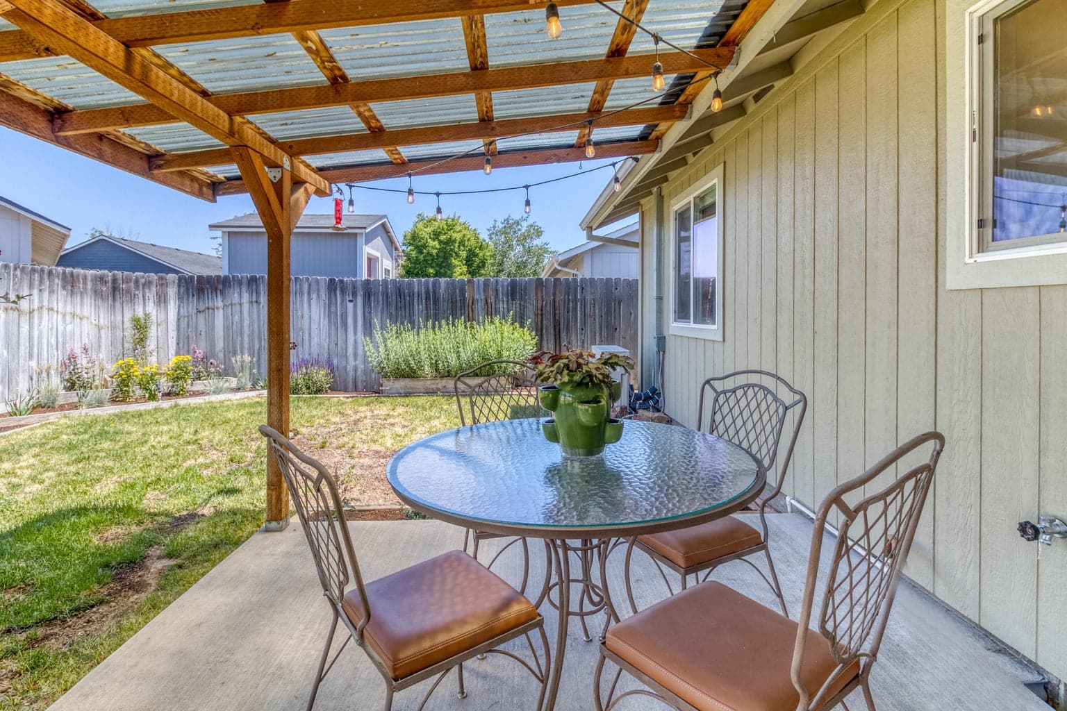 Photo of 723 NE Black Bear Street 21 of 23