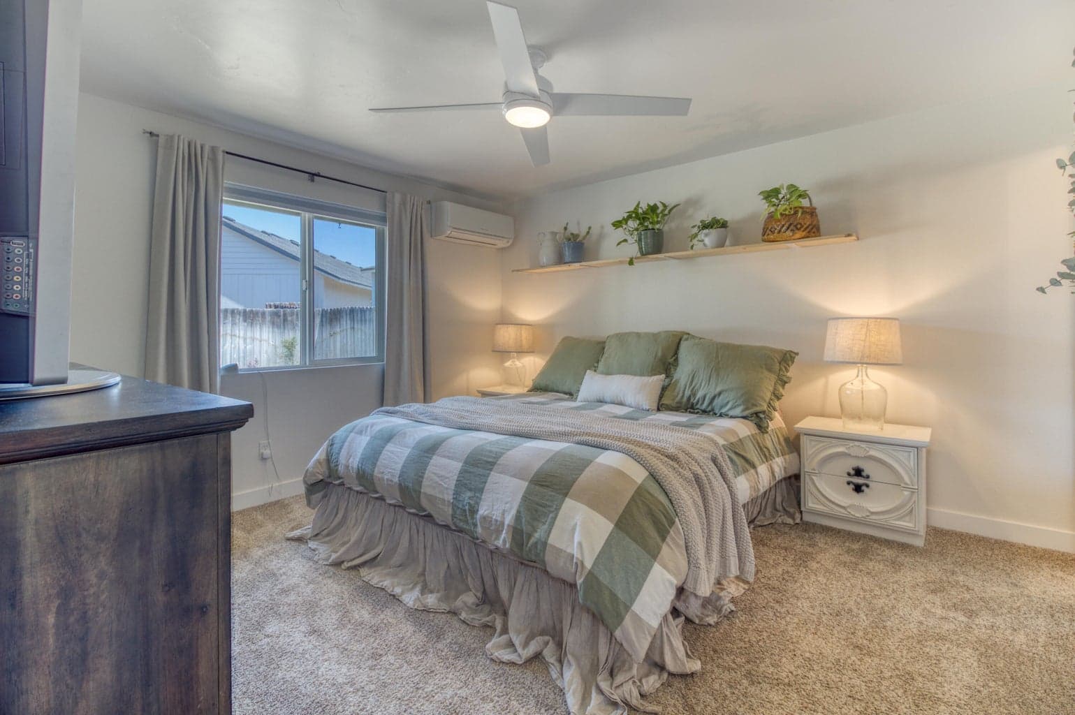 Photo of 723 NE Black Bear Street 15 of 23