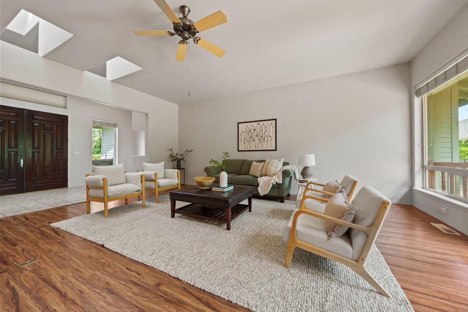 Photo of 950 Willet 4 of 38
