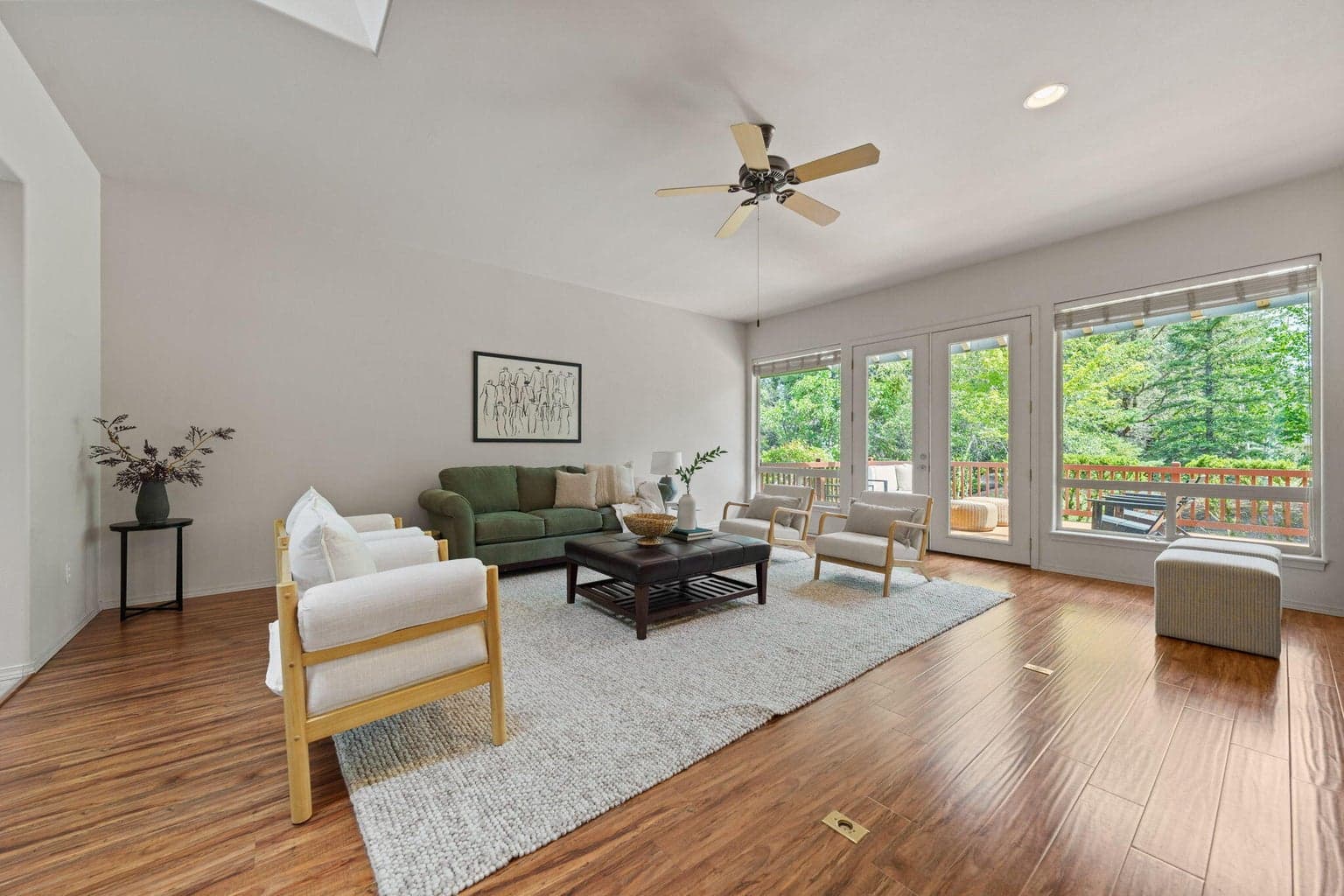 Photo of 950 Willet 5 of 38