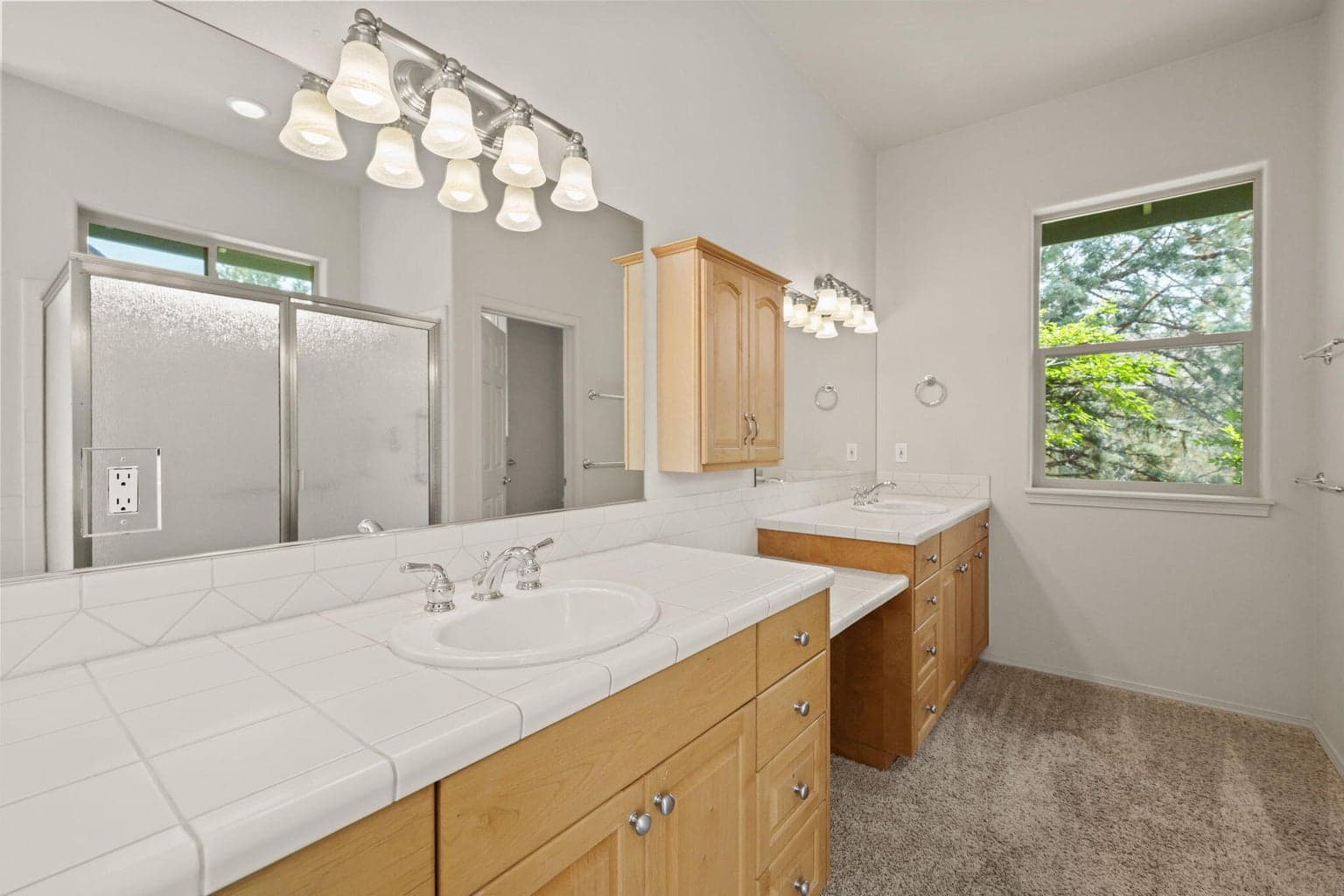 Photo of 950 Willet Lane 20 of 38