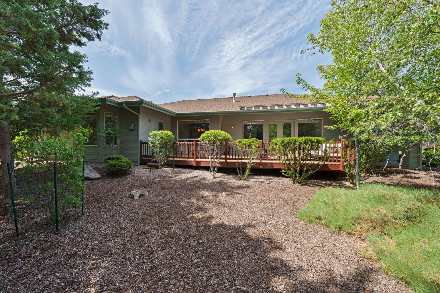 Photo of 950 Willet Lane 29 of 38