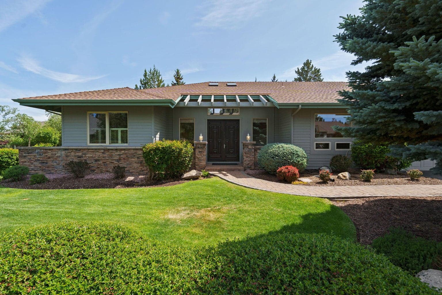 Photo of 950 Willet Lane 31 of 38
