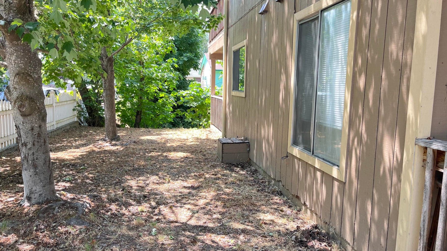 Photo of 508 E 4 of 35
